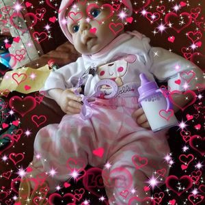 Meet your Posher, Janade